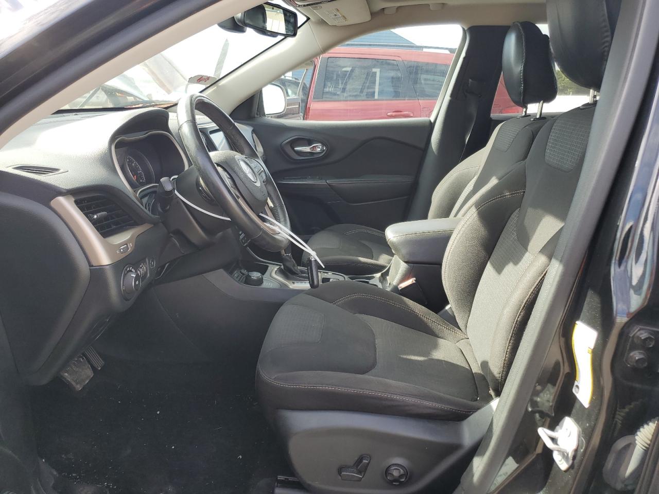 2015 Jeep Cherokee Latitude VIN: 1C4PJMCS4FW599670 Lot: 85087025