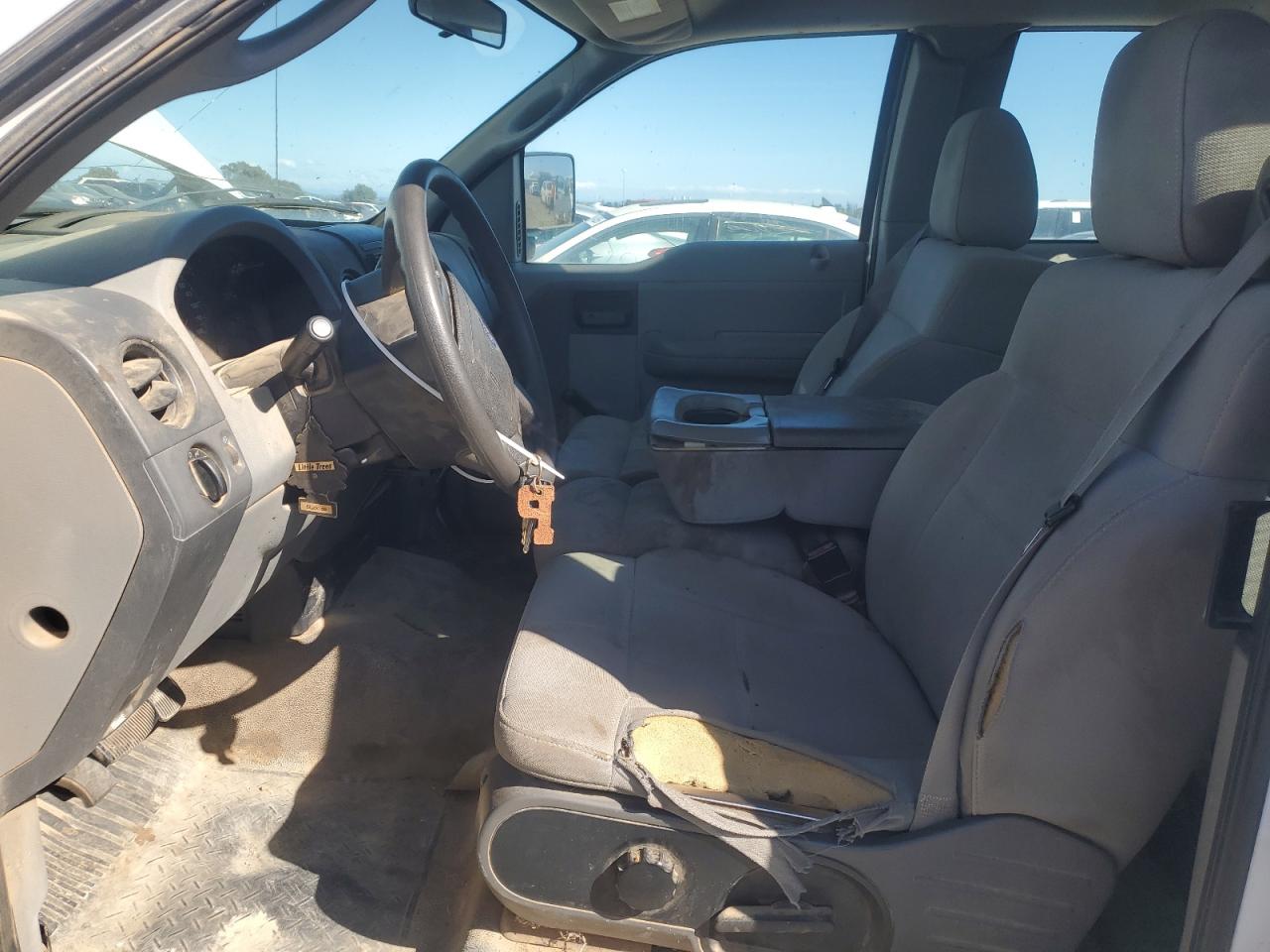 2004 Ford F150 VIN: 1FTRX12W54NB89392 Lot: 86187405