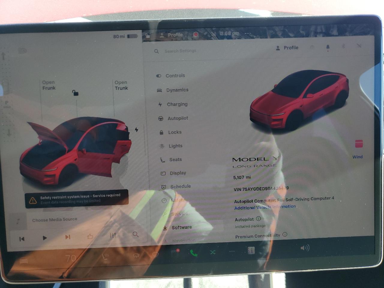 2026 Tesla Model Y VIN: 7SAYGDED9TA425479 Lot: 86140445