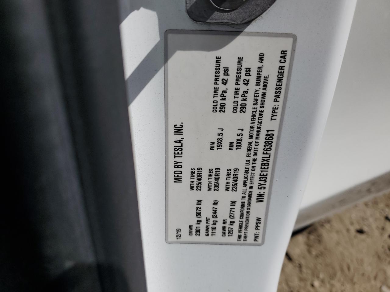 2020 Tesla Model 3 VIN: 5YJ3E1EBXLF638681 Lot: 84743705
