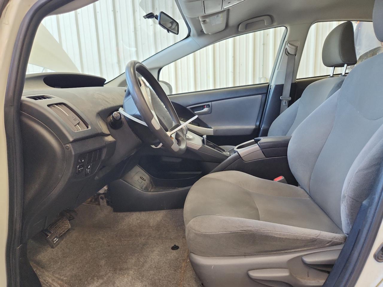 2014 Toyota Prius VIN: JTDKN3DU6E1737827 Lot: 82167725