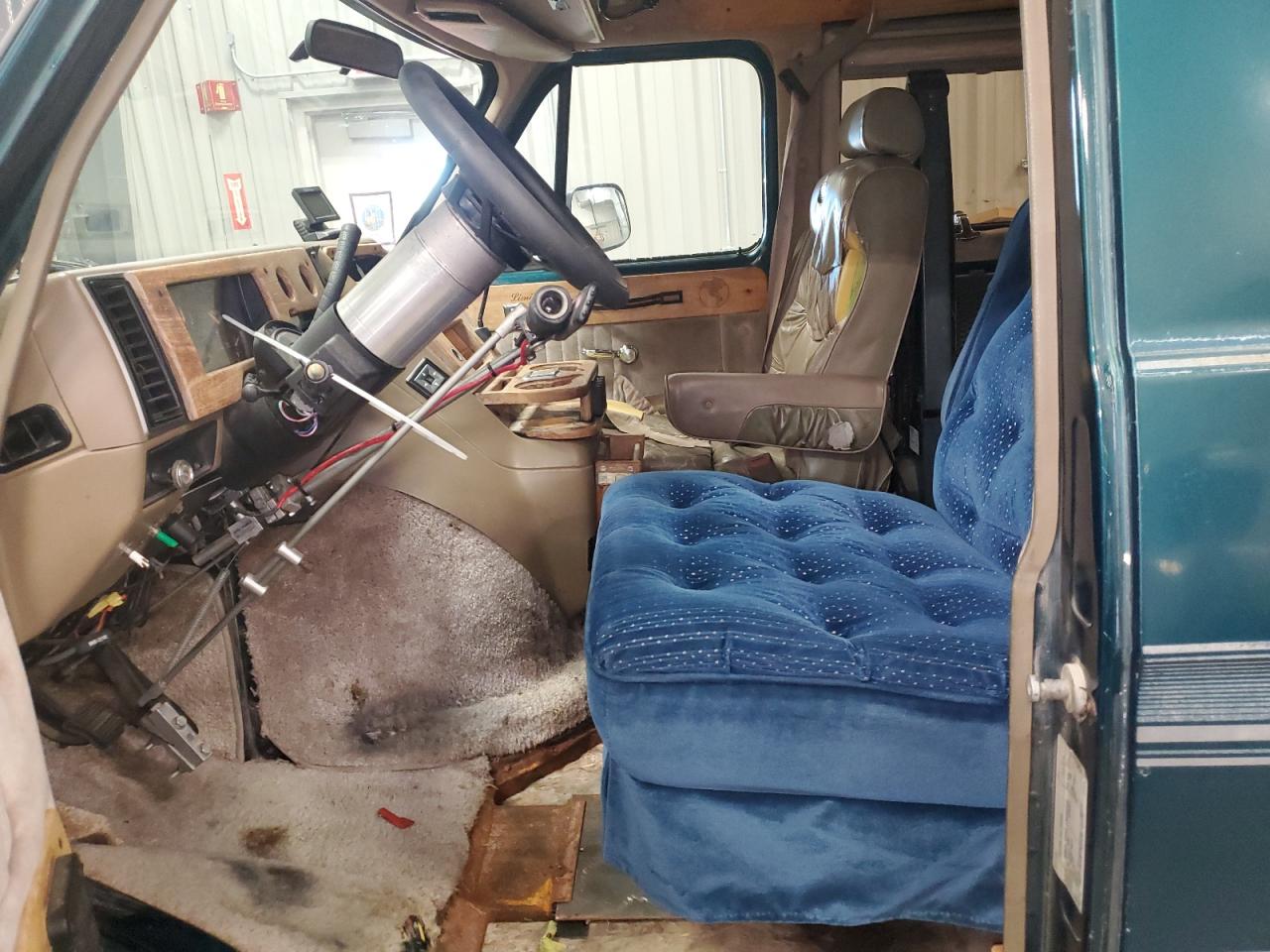 1995 GMC Rally Wagon / Van G2500 VIN: 1GDEG25K7SF506024 Lot: 84957415