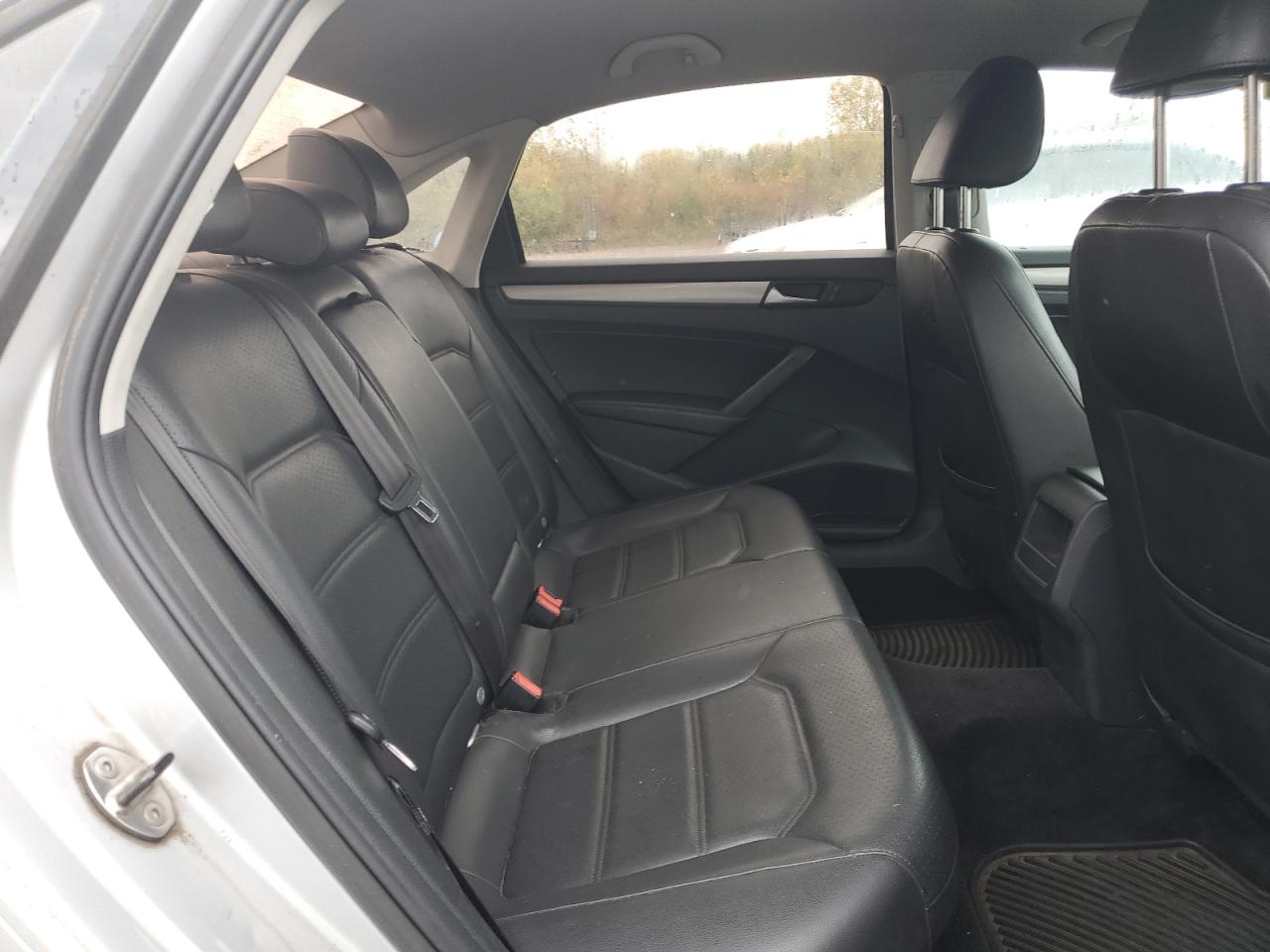 2014 Volkswagen Passat S VIN: 1VWAT7A34EC102241 Lot: 82319785