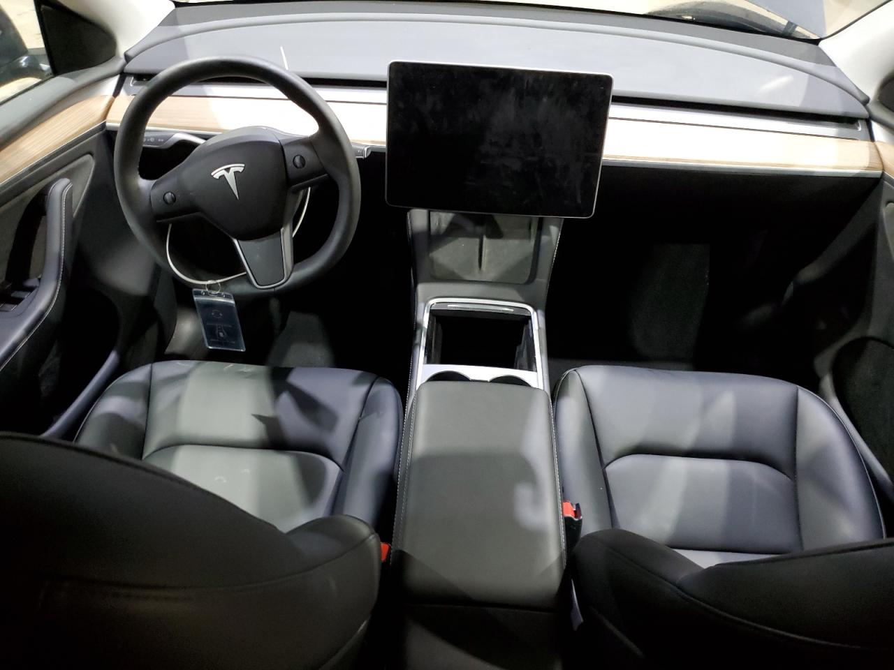 2025 Tesla Model Y VIN: 7SAYGDEE3SA357297 Lot: 85738535