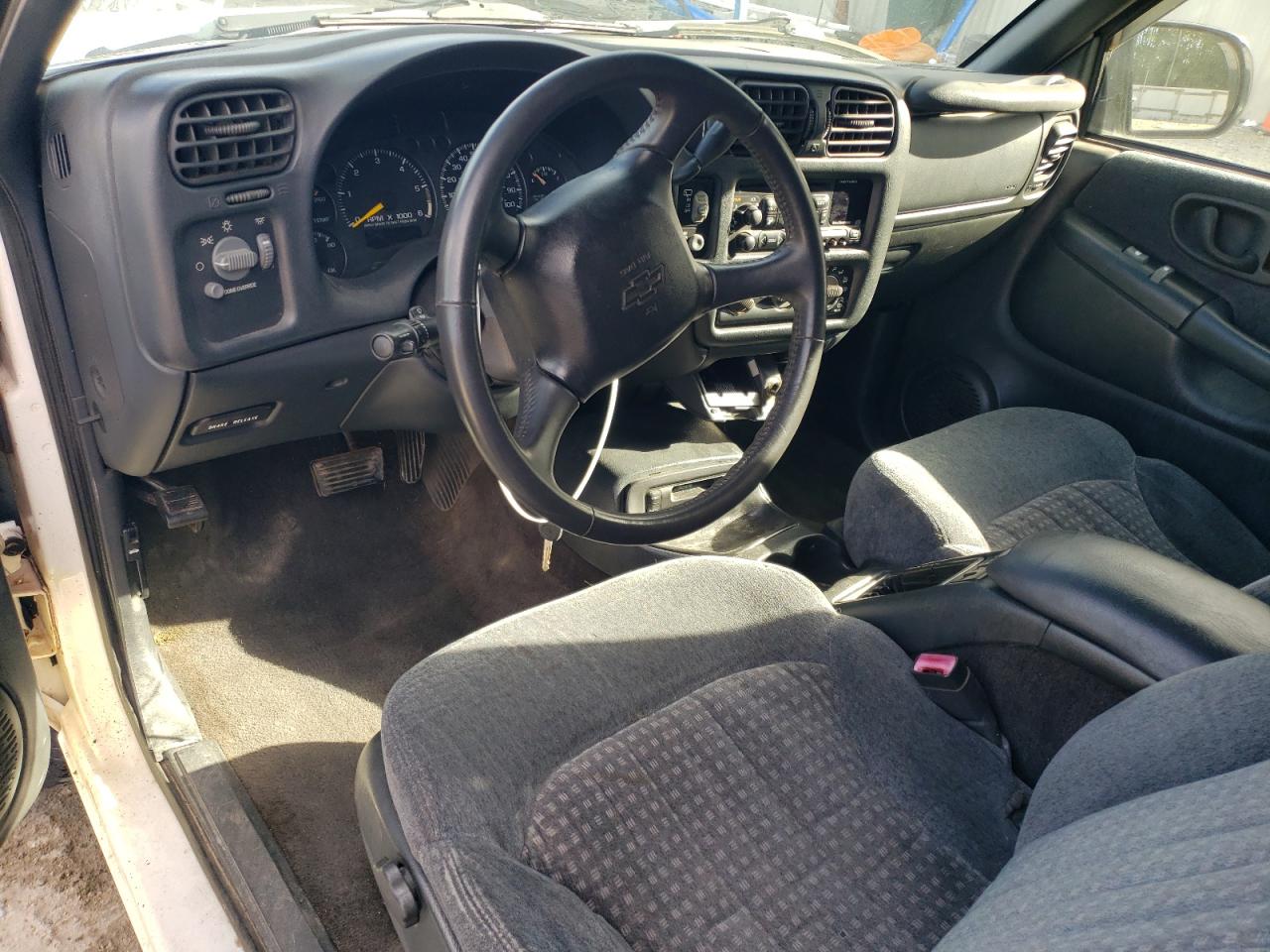 1999 Chevrolet Blazer VIN: 1GNCT18W6XK194638 Lot: 85275795