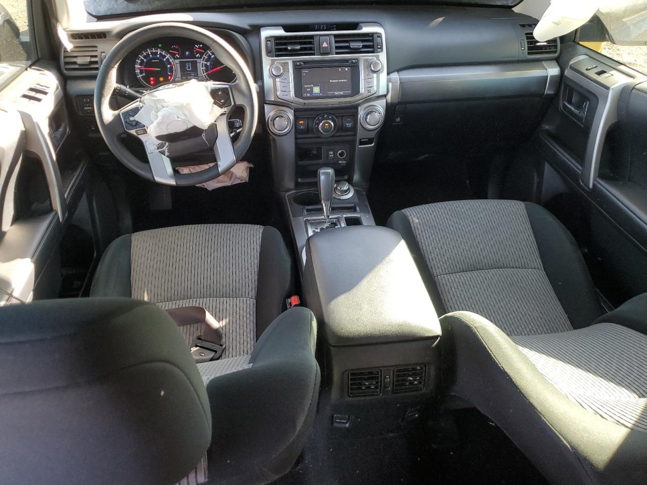 2019 Toyota 4Runner Sr5/Sr5 Premium VIN: JTEBU5JR3K5718070 Lot: 87485155