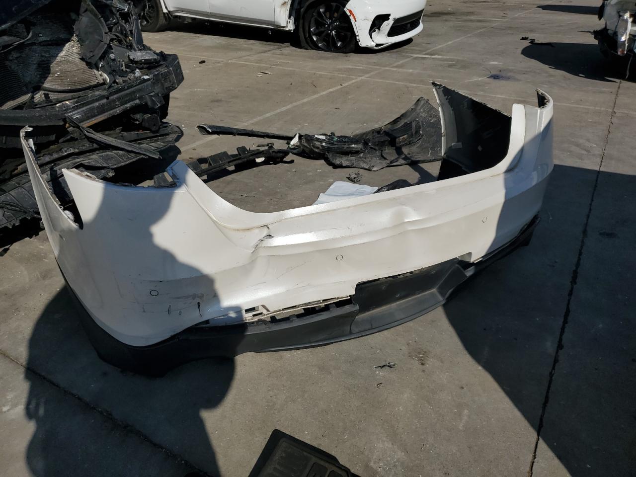 2013 Ford Taurus Sel VIN: 1FAHP2E87DG155592 Lot: 85412025