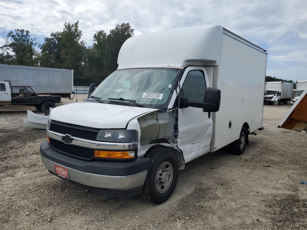 2022 Chevrolet Express G3 - Box Truck