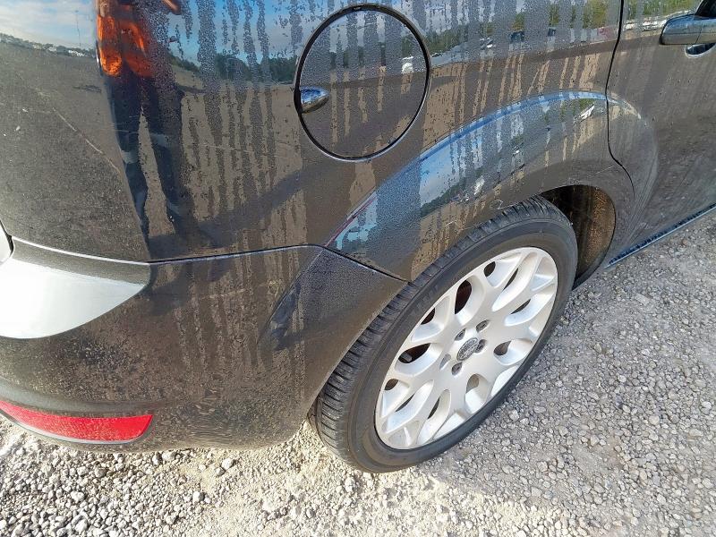 2010 FORD FOCUS 1.8 ZETEC 5DR