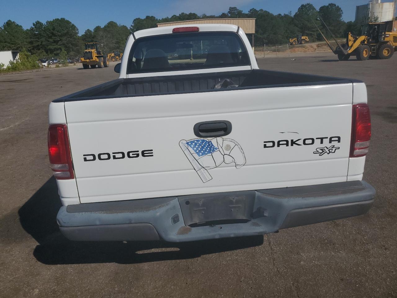 2004 Dodge Dakota Sxt VIN: 1D7FL16K24S558898 Lot: 81965965