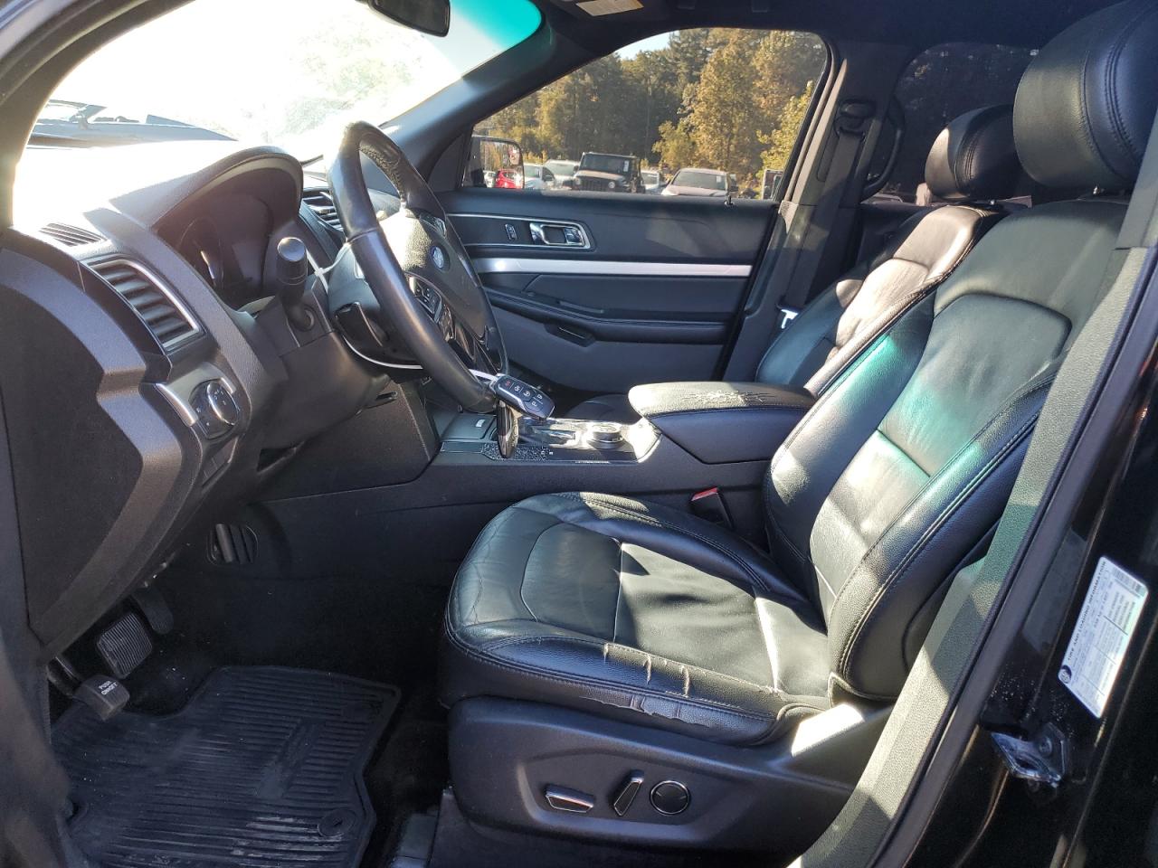 car-image car-image