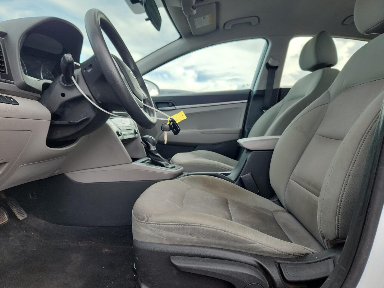 2017 Hyundai Elantra Se VIN: 5NPD74LF1HH083957 Lot: 85877365