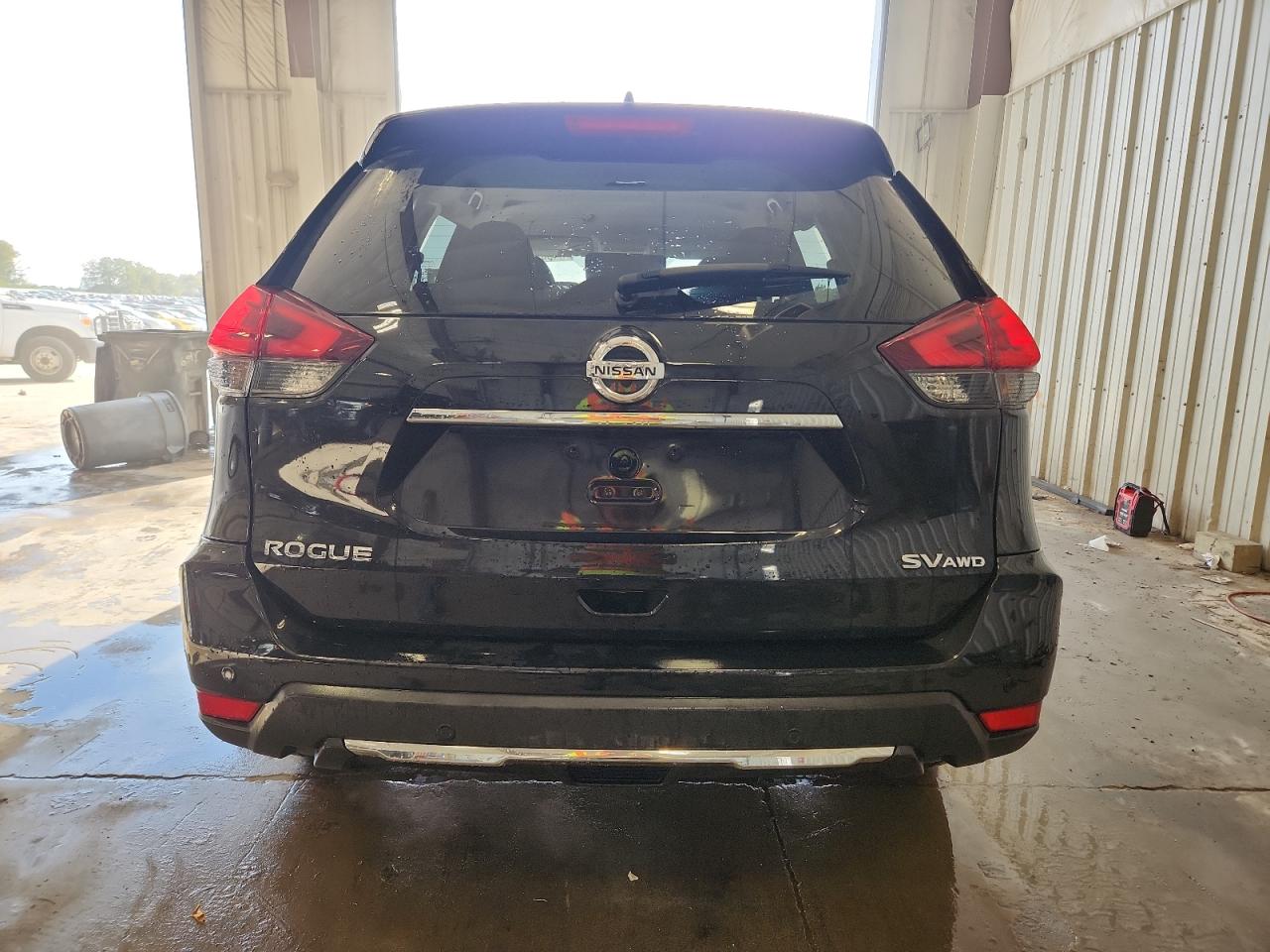 2020 Nissan Rogue S VIN: JN8AT2MV5LW139317 Lot: 84832005