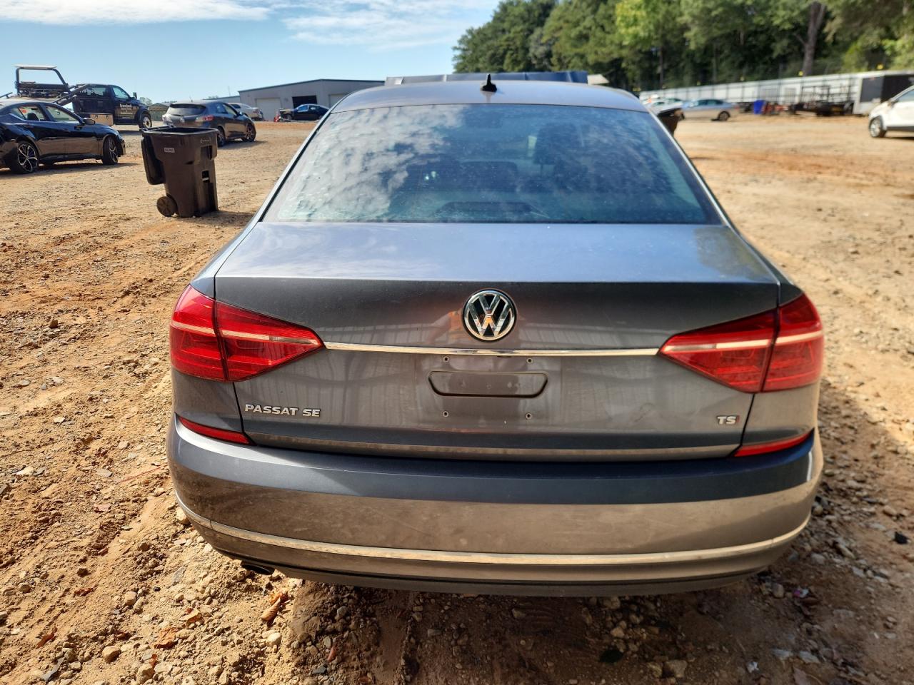 2016 Volkswagen Passat Se VIN: 1VWBS7A34GC050345 Lot: 81931505