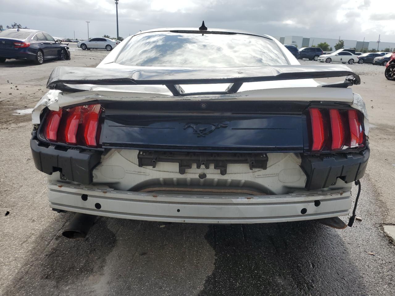 2020 Ford Mustang VIN: 1FA6P8TH0L5174735 Lot: 85651295