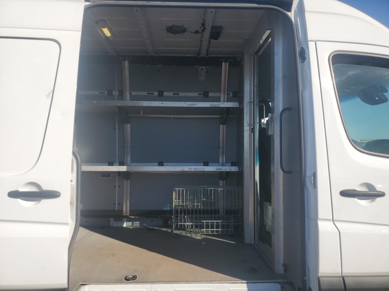 2018 Mercedes-Benz Sprinter 2500 VIN: WD3PE8CD9JP597908 Lot: 89641675