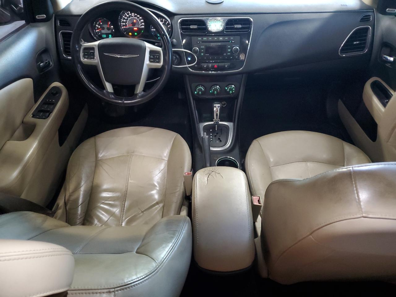 2013 Chrysler 200 Limited VIN: 1C3CCBCG7DN592440 Lot: 84700225