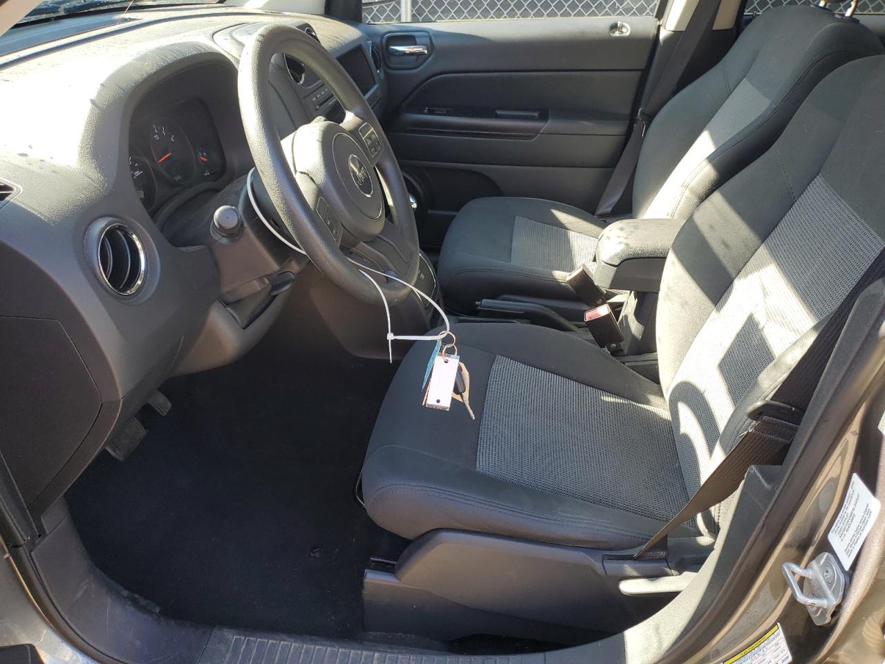 2012 Jeep Compass Sport VIN: 1C4NJDBB5CD592680 Lot: 85838975