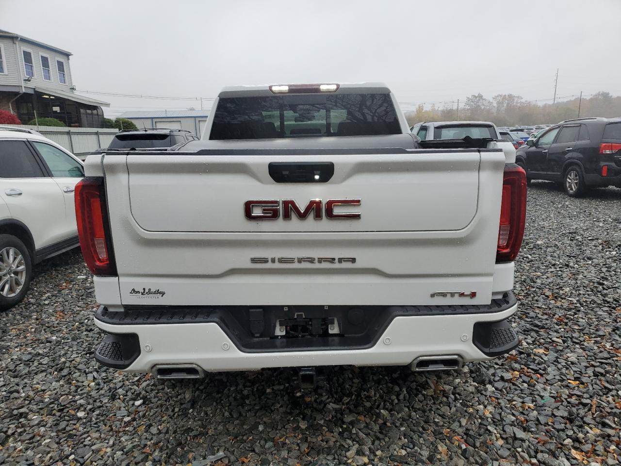 2024 GMC Sierra K1500 At4 VIN: 1GTUUEE83RZ266445 Lot: 90690045