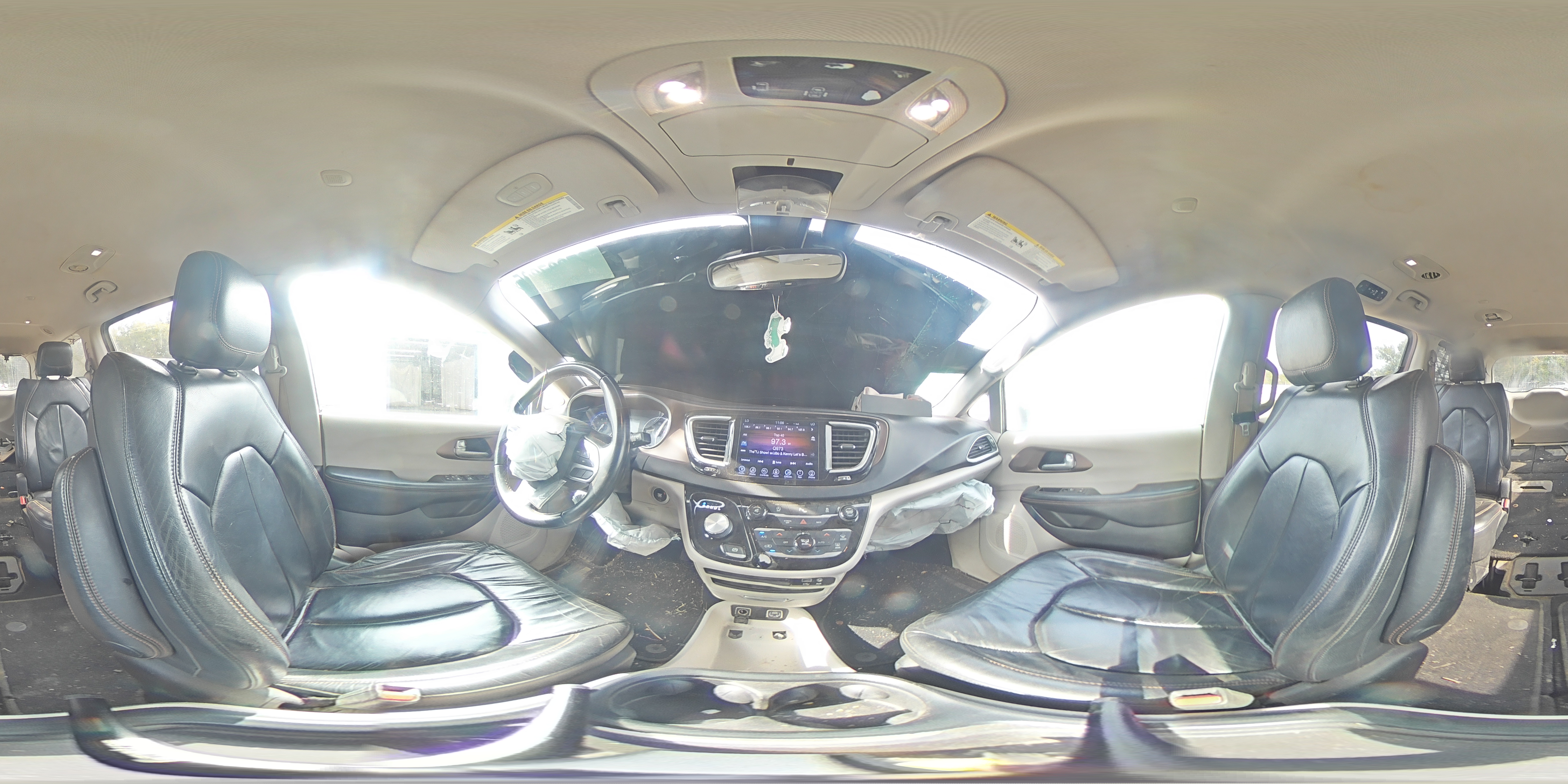 2017 Chrysler Pacifica Touring L VIN: 2C4RC1BG1HR831717 Lot: 87287205