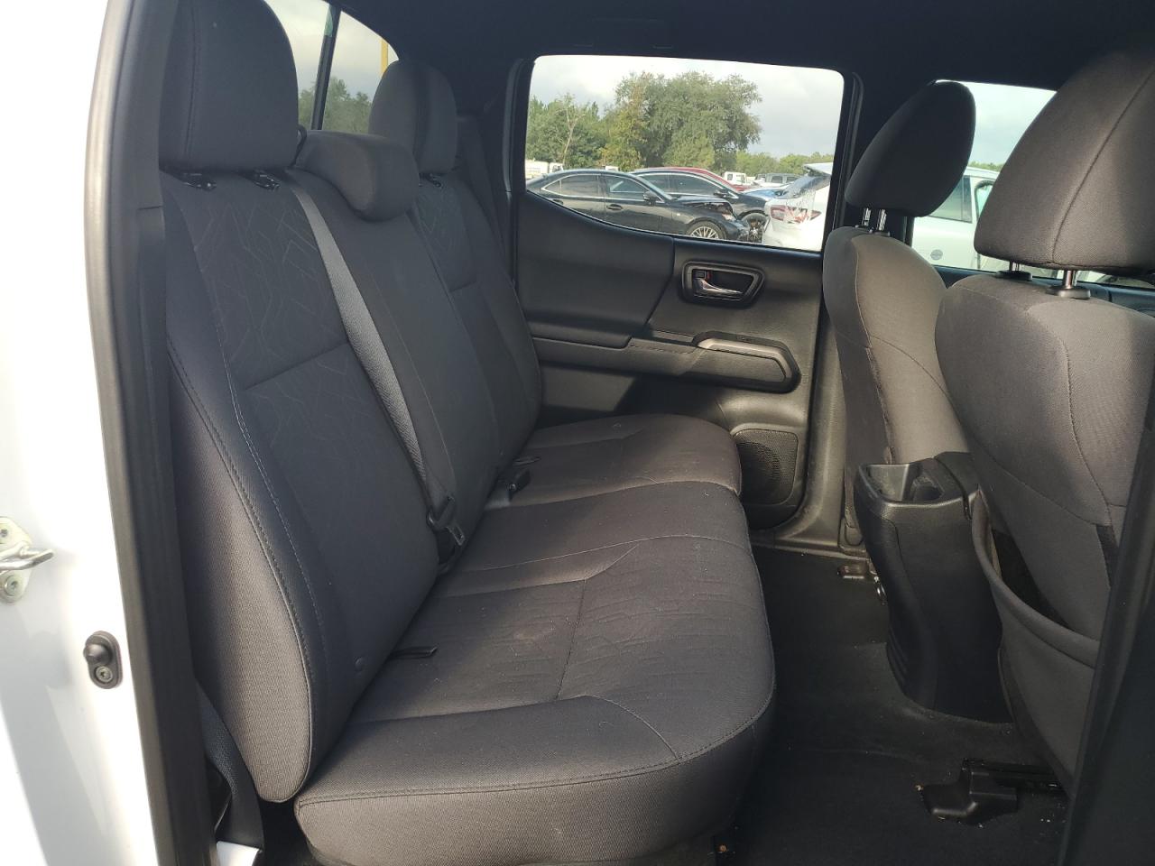 2017 Toyota Tacoma Double Cab VIN: 5TFCZ5AN9HX115760 Lot: 85862435