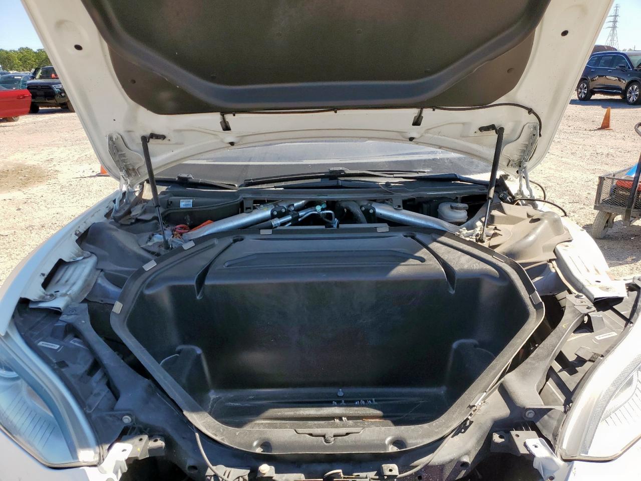 2015 Tesla Model S P85D VIN: 5YJSA1H48FF090026 Lot: 85408855