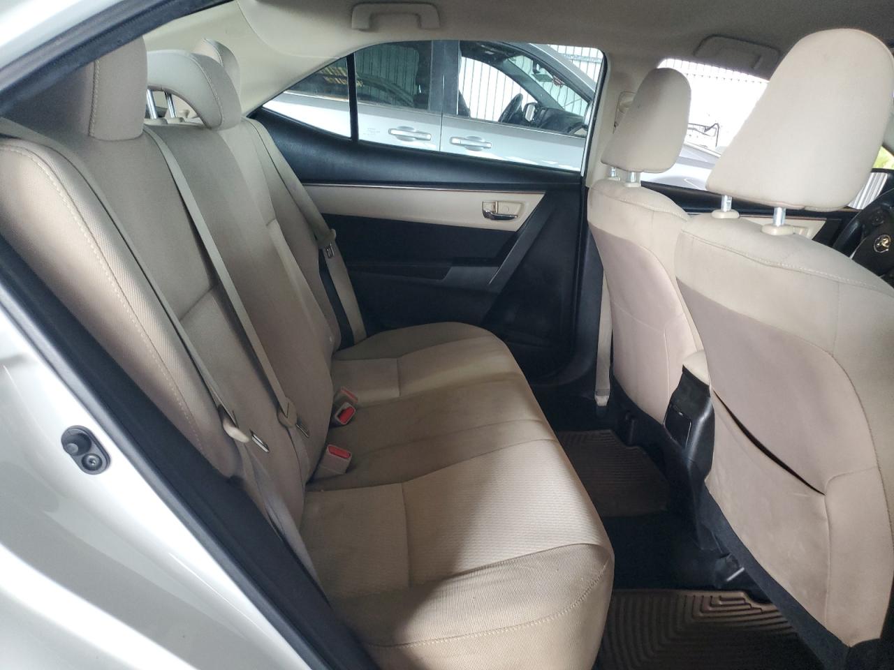 2014 Toyota Corolla L VIN: 5YFBURHE3EP070848 Lot: 85905005