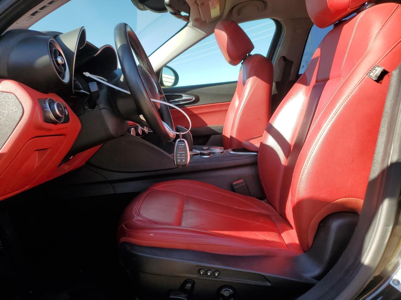 2020 Alfa Romeo Giulia VIN: ZARFAMAN1L7636713 Lot: 85587025