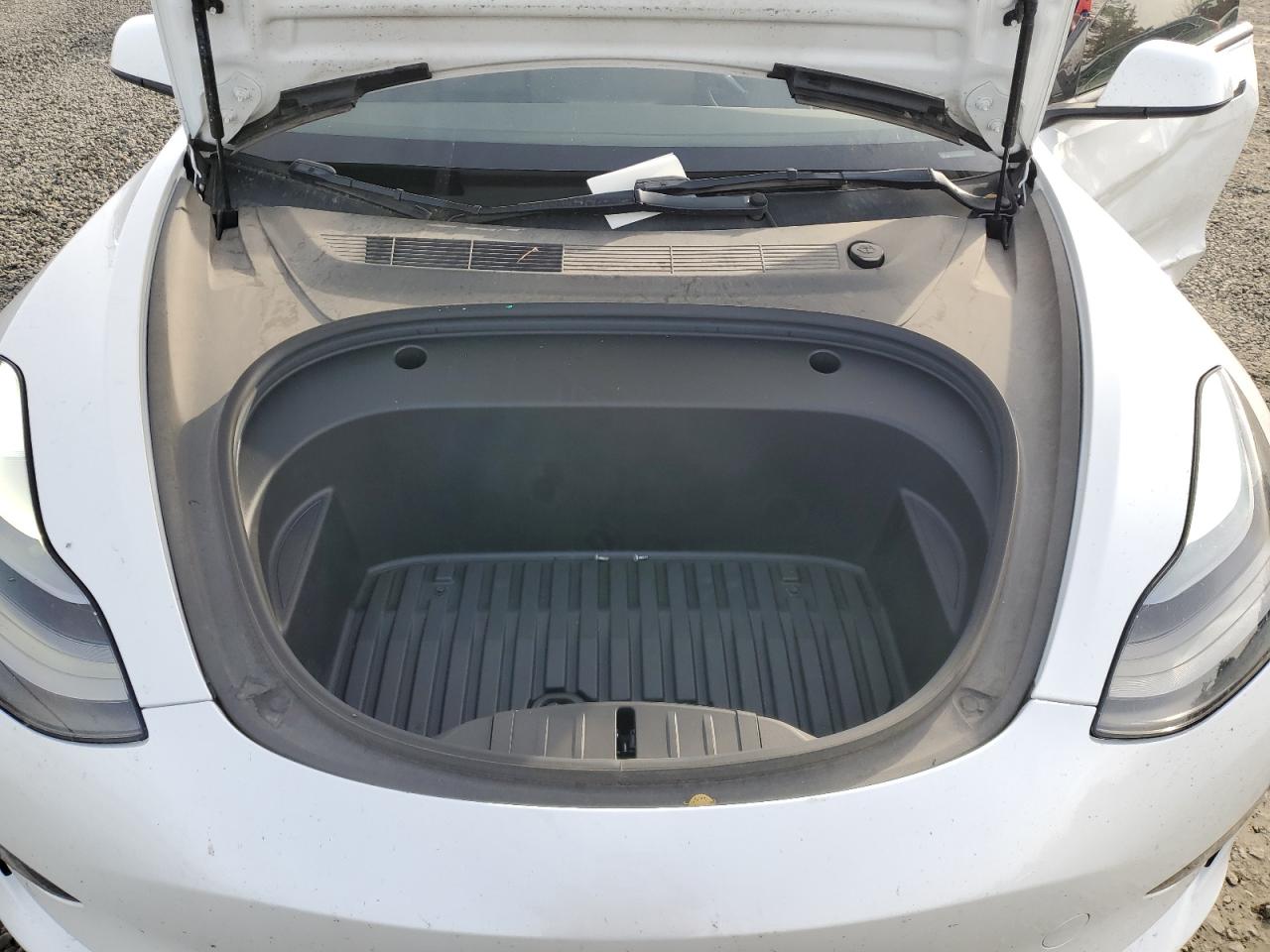 2022 Tesla Model 3 VIN: 5YJ3E1EB7NF183694 Lot: 90406755