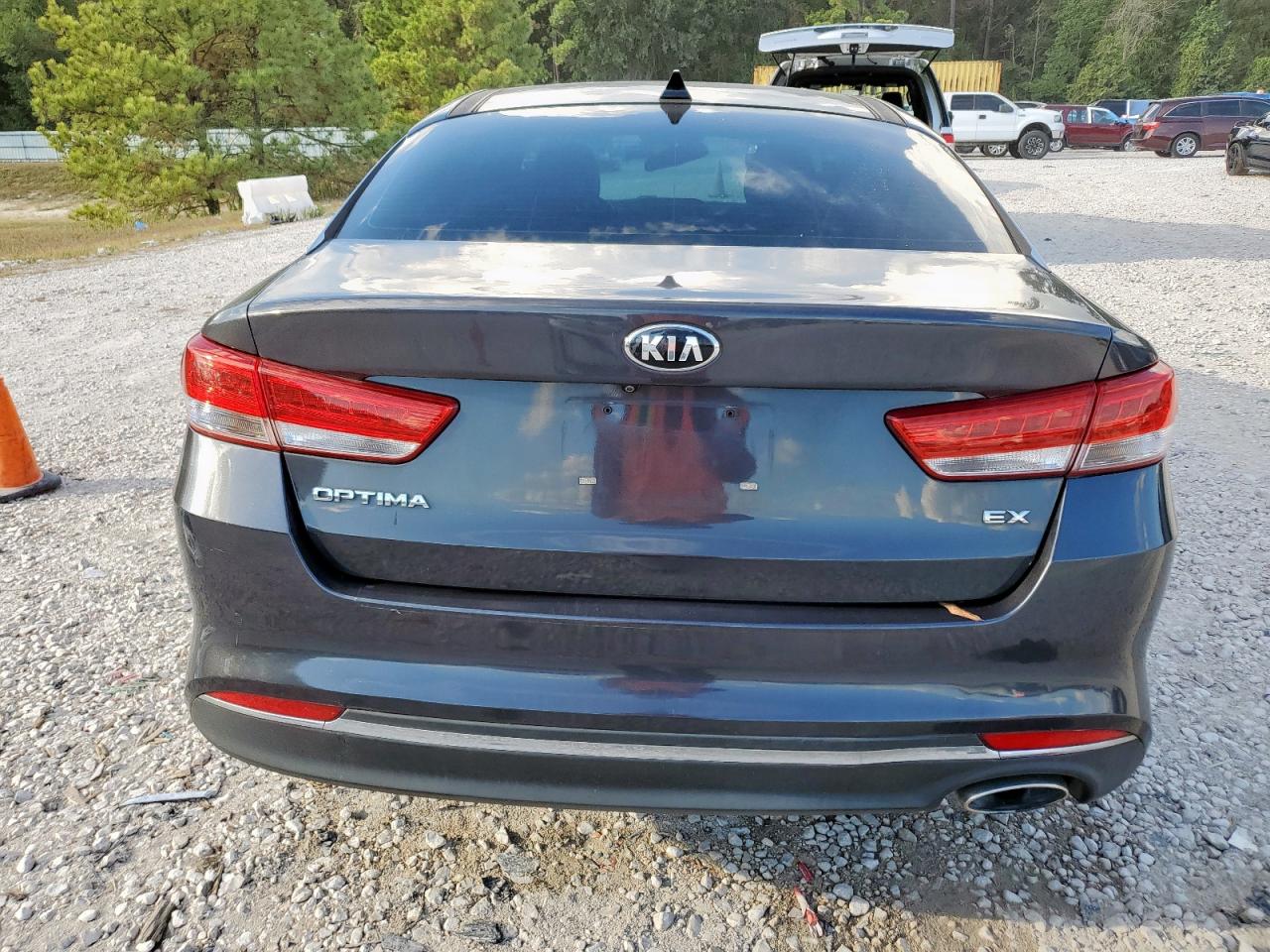2018 Kia Optima Ex VIN: 5XXGU4L39JG260932 Lot: 85286515