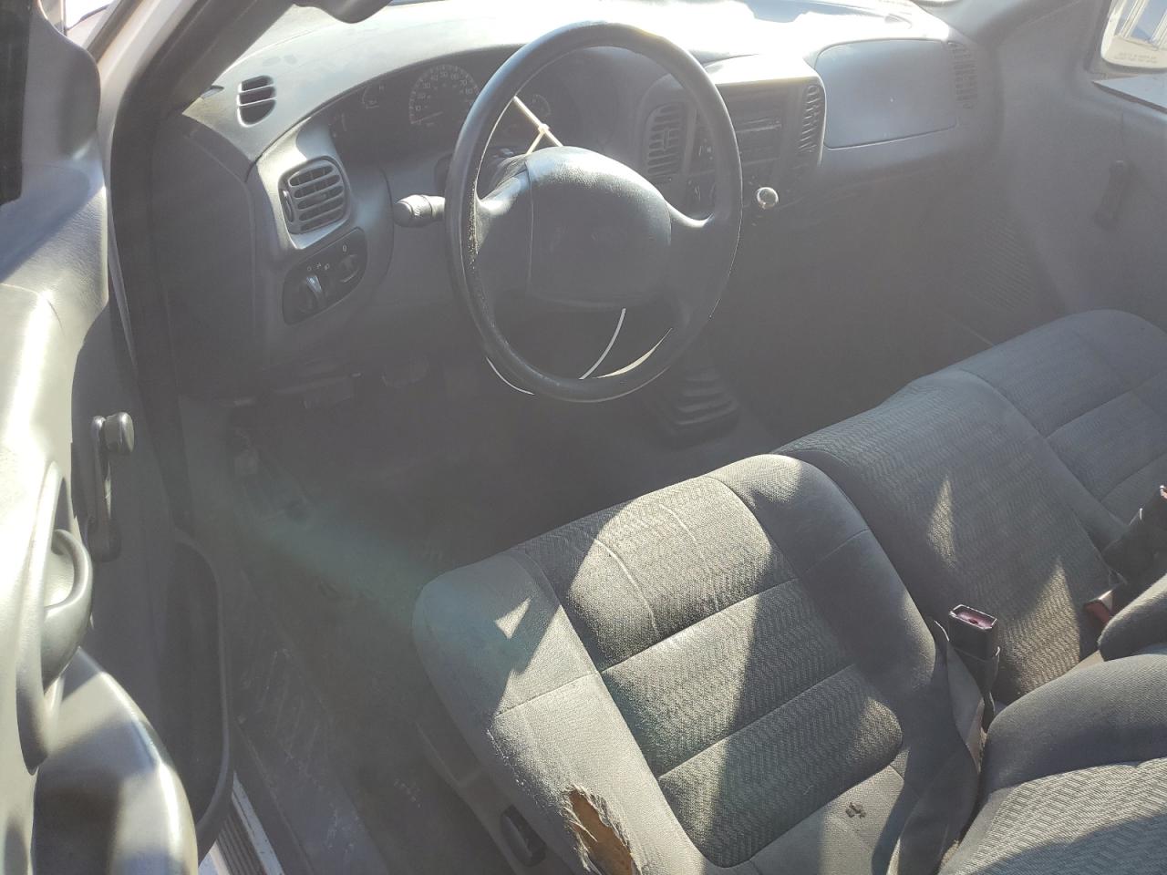 2001 Ford F150 VIN: 1FTZF172X1NA76736 Lot: 87373325