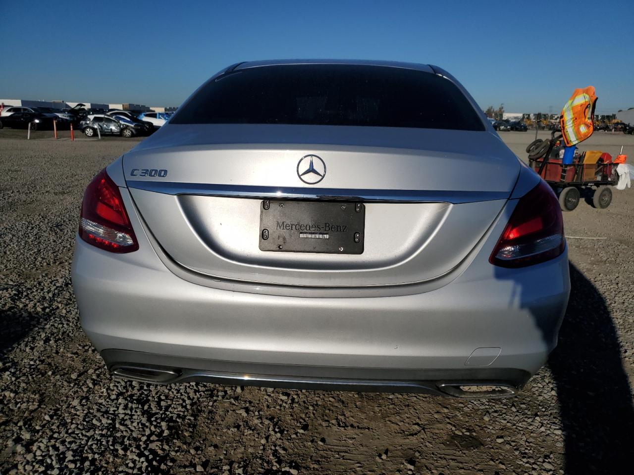 2017 Mercedes-Benz C 300 VIN: 55SWF4JB2HU211003 Lot: 87055405