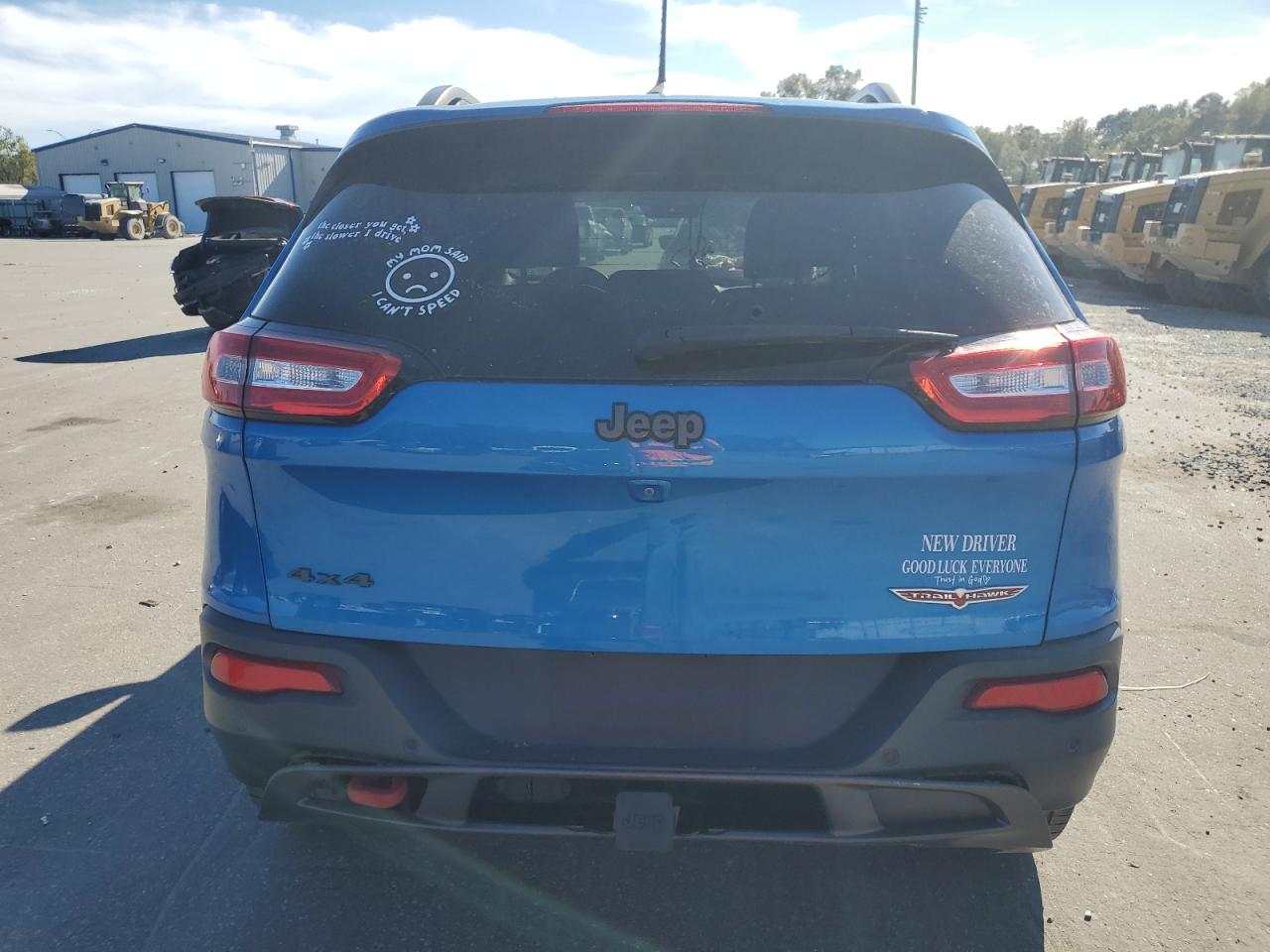 2018 Jeep Cherokee Trailhawk VIN: 1C4PJMBX5JD571233 Lot: 82730565