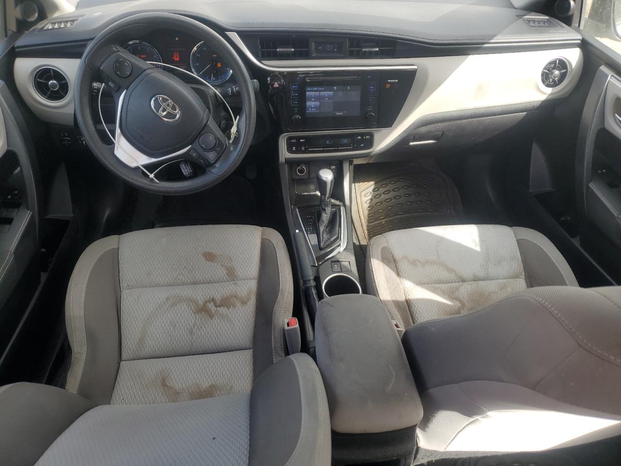 2017 Toyota Corolla L VIN: 5YFBURHE7HP569253 Lot: 82319595