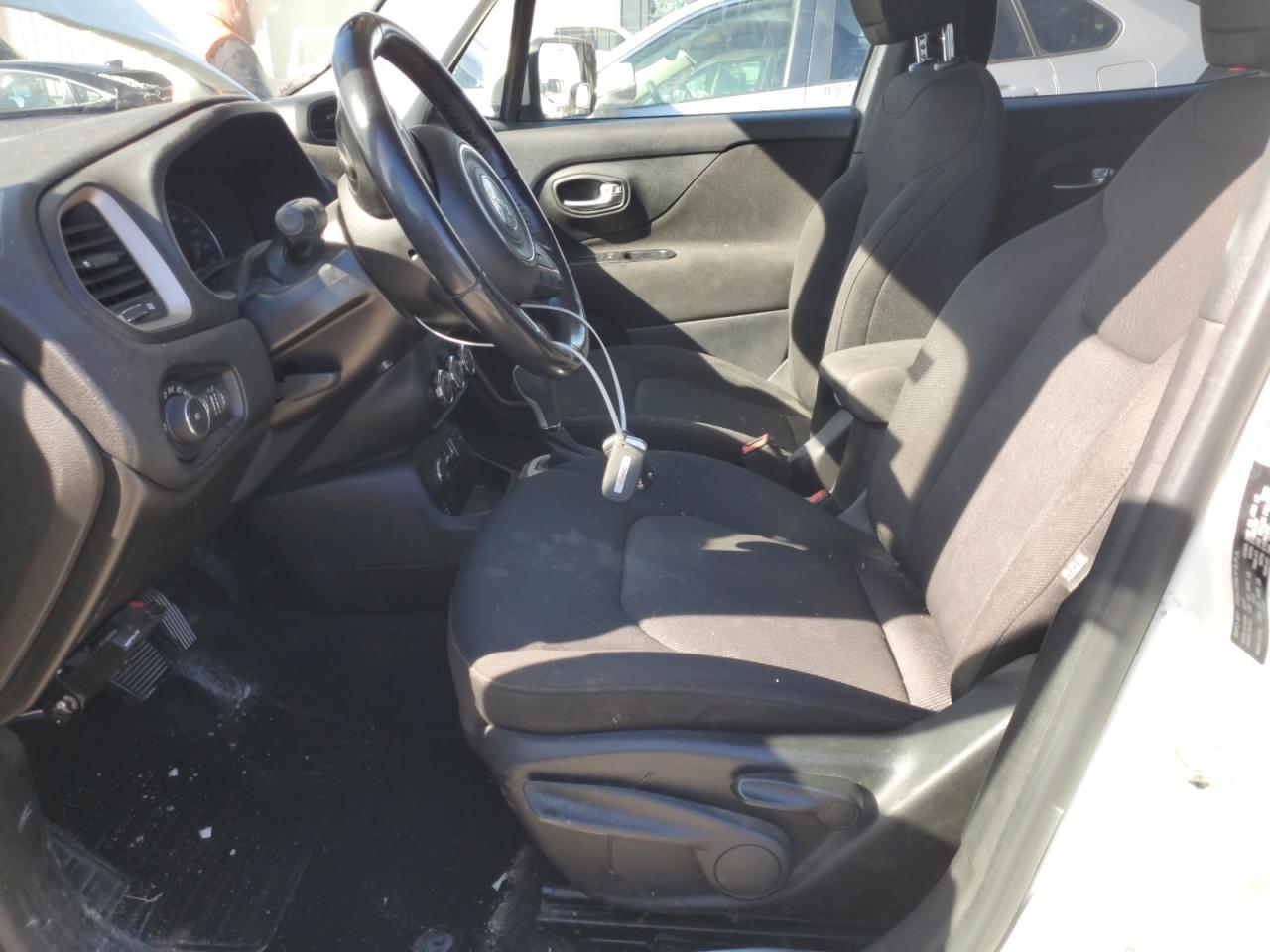 2017 Jeep Renegade Latitude VIN: ZACCJBBBXHPG39772 Lot: 85734465