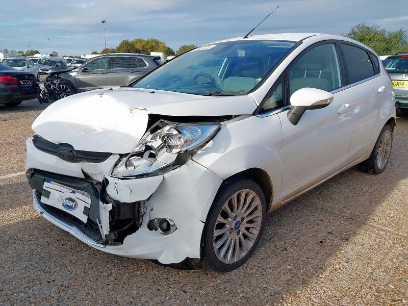 2011 FORD FIESTA TITANIUM 