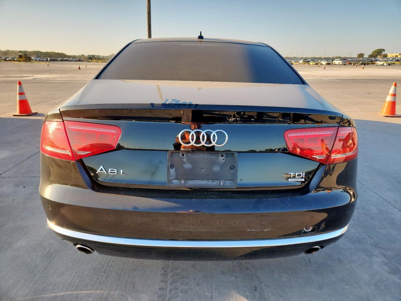 2014 Audi A8 L Tdi Quattro VIN: WAURMAFD4EN001333 Lot: 84937525