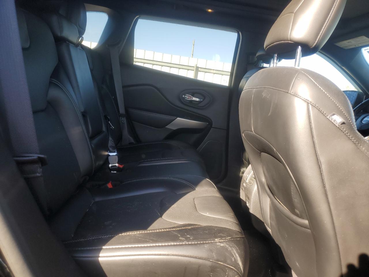 2021 Jeep Cherokee Latitude Lux VIN: 1C4PJMMX3MD193706 Lot: 86845875