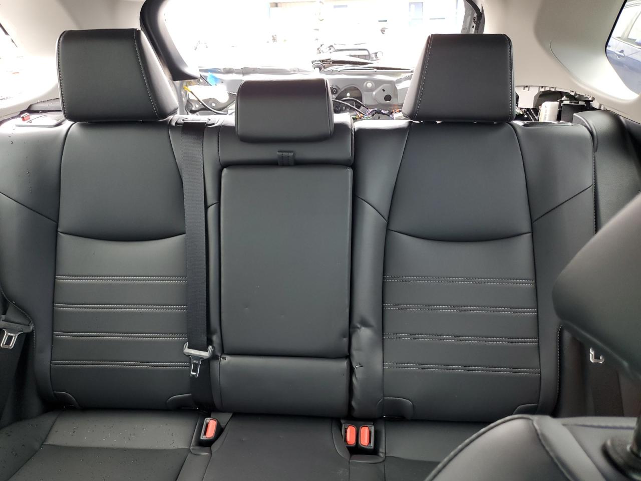 2025 Toyota Rav4 Xle Premium VIN: 2T3A1RFV9SW529888 Lot: 84890285