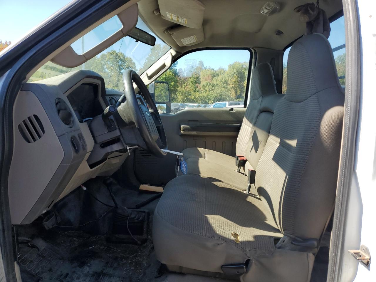 2008 Ford F250 Super Duty VIN: 1FTNF21558EA75608 Lot: 84405395