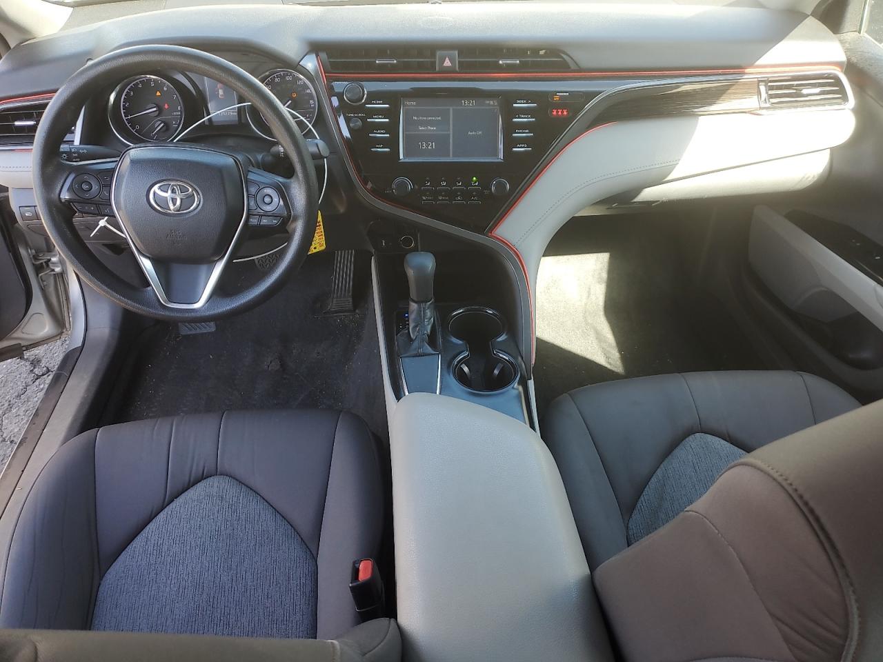 2019 Toyota Camry L VIN: 4T1B11HK4KU729238 Lot: 84051485