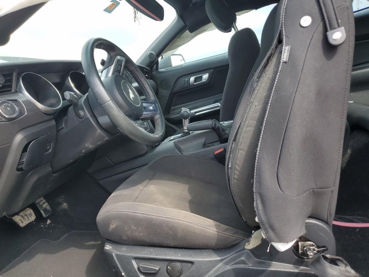 2020 Ford Mustang VIN: 1FA6P8TD5L5162710 Lot: 89522595