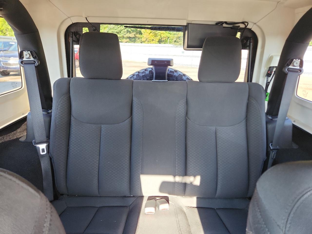 2016 Jeep Wrangler Sport VIN: 1C4AJWAG5GL172548 Lot: 86635085