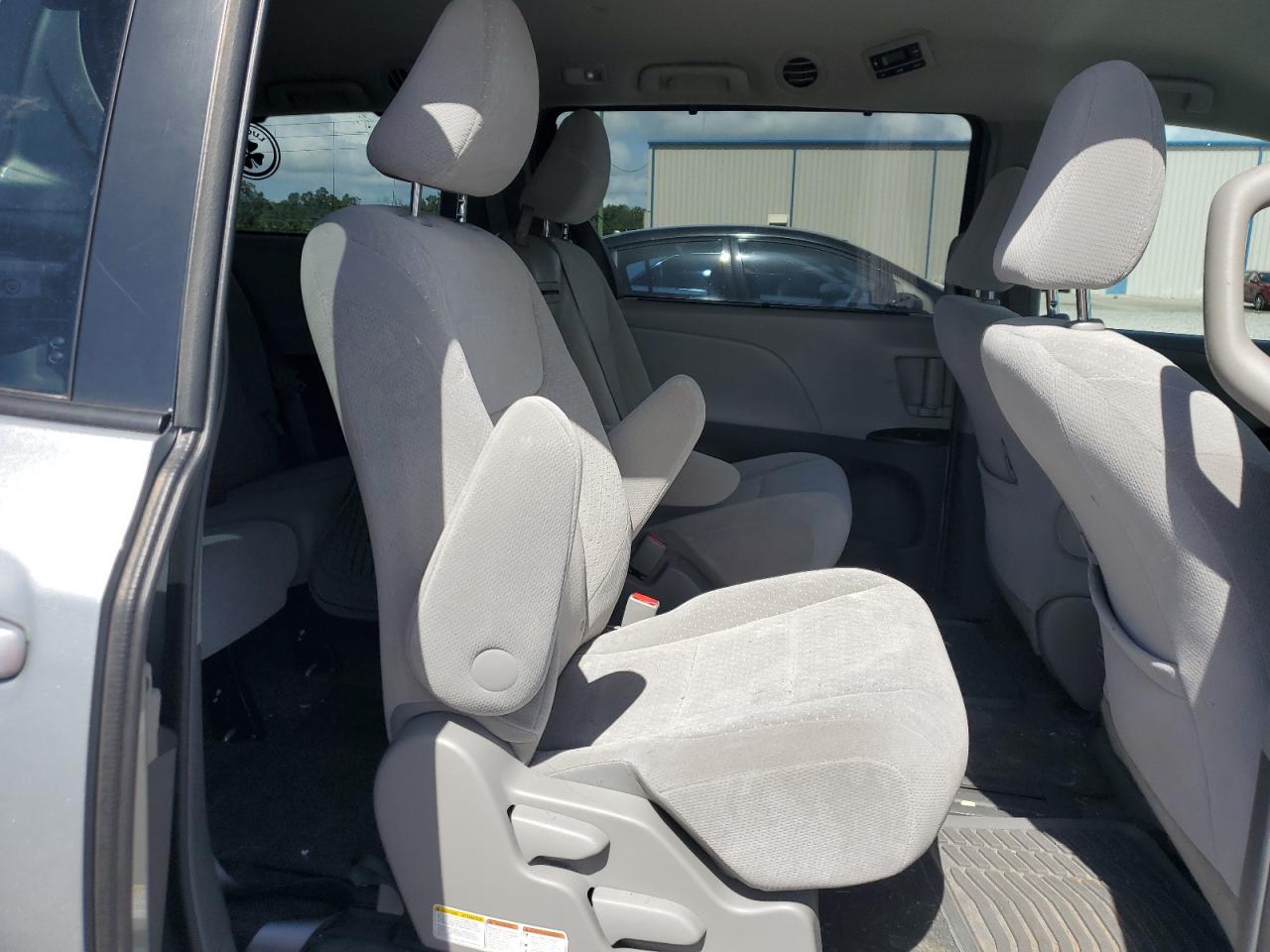 2016 Toyota Sienna Le VIN: 5TDKK3DCXGS753633 Lot: 85303675