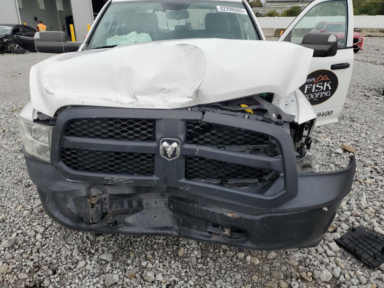 2016 Ram 1500 St VIN: 1C6RR7FG7GS385704 Lot: 82298565