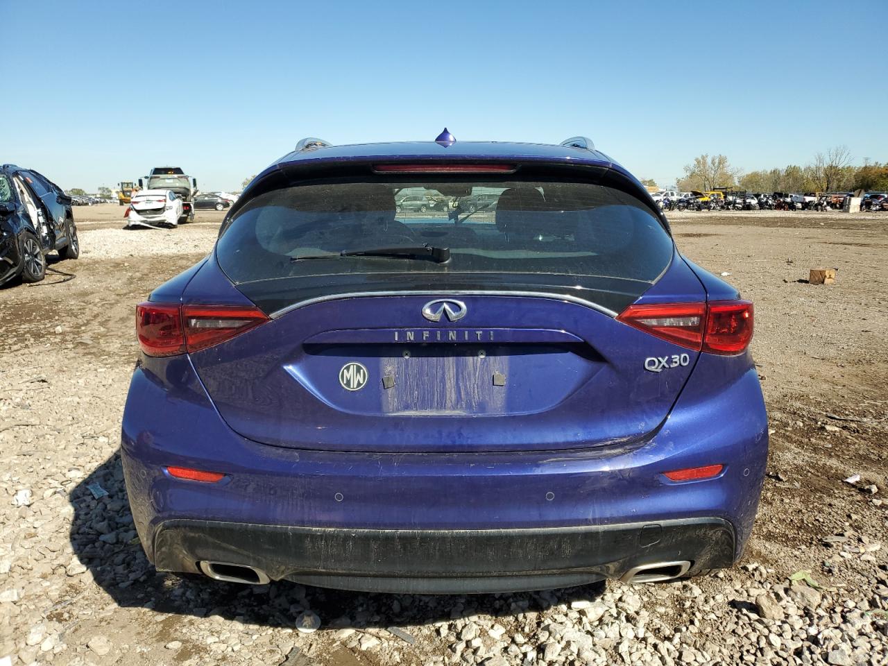 2017 Infiniti Qx30 Base VIN: SJKCH5CP2HA029160 Lot: 90228885