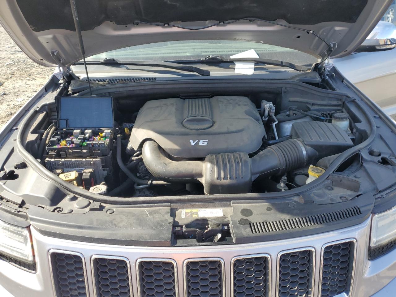 2014 Jeep Grand Cherokee Overland VIN: 1C4RJFCG9EC580404 Lot: 84921535