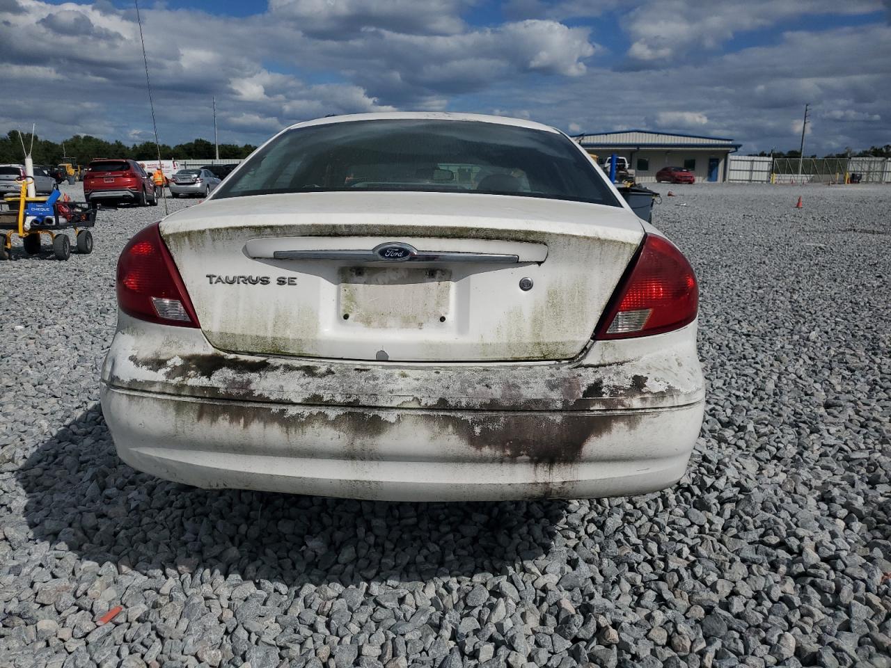 2003 Ford Taurus Se VIN: 1FAFP53243A259563 Lot: 85950975