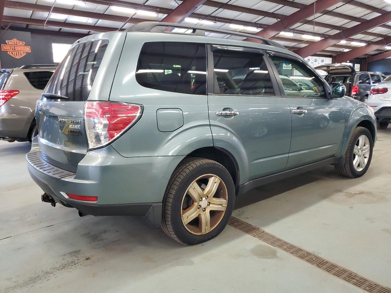 JF2SH6CC5AH732980 SUBARU FORESTER 2010 TEAL Photo 3