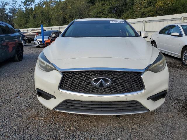  INFINITI QX30 2018 Бежевый